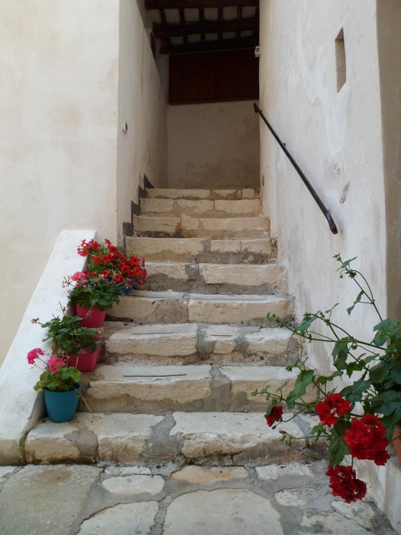 Aparthotel Cortile Antico Trapani Esterno foto
